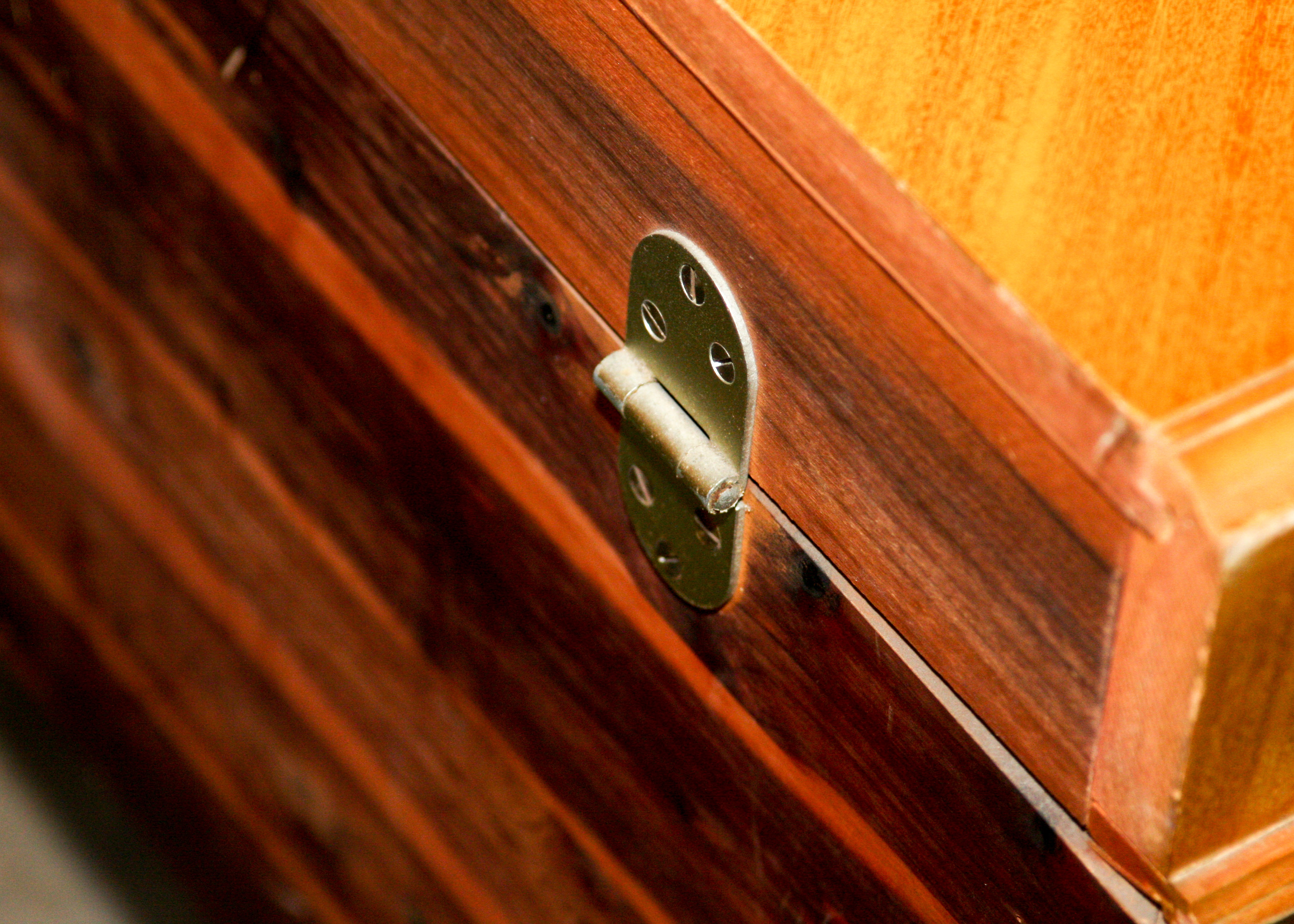 Vintage Art Deco Cedar Chest by Lane EBTH