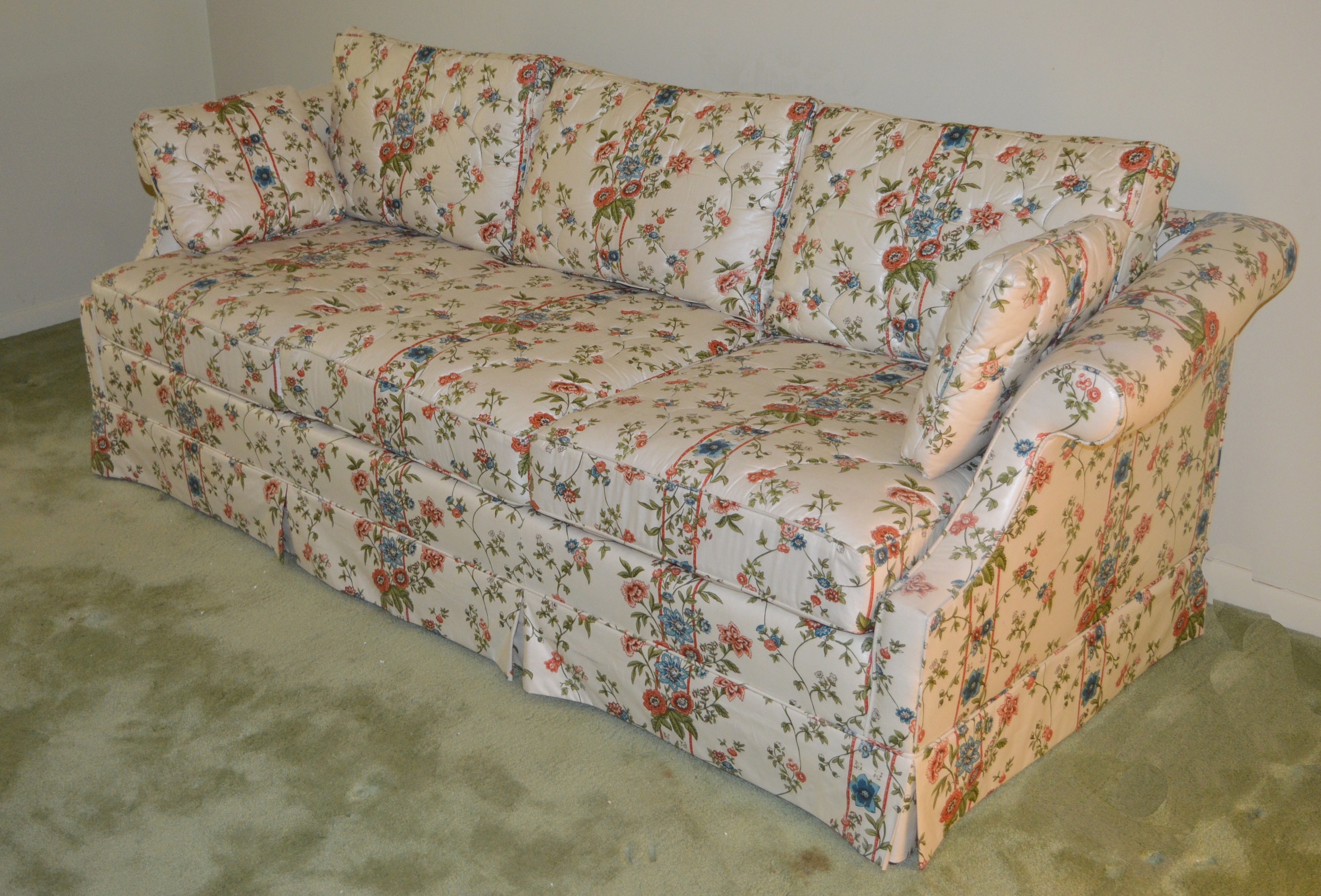 Floral Sofa by Hickory-Fry Furniture Company | EBTH