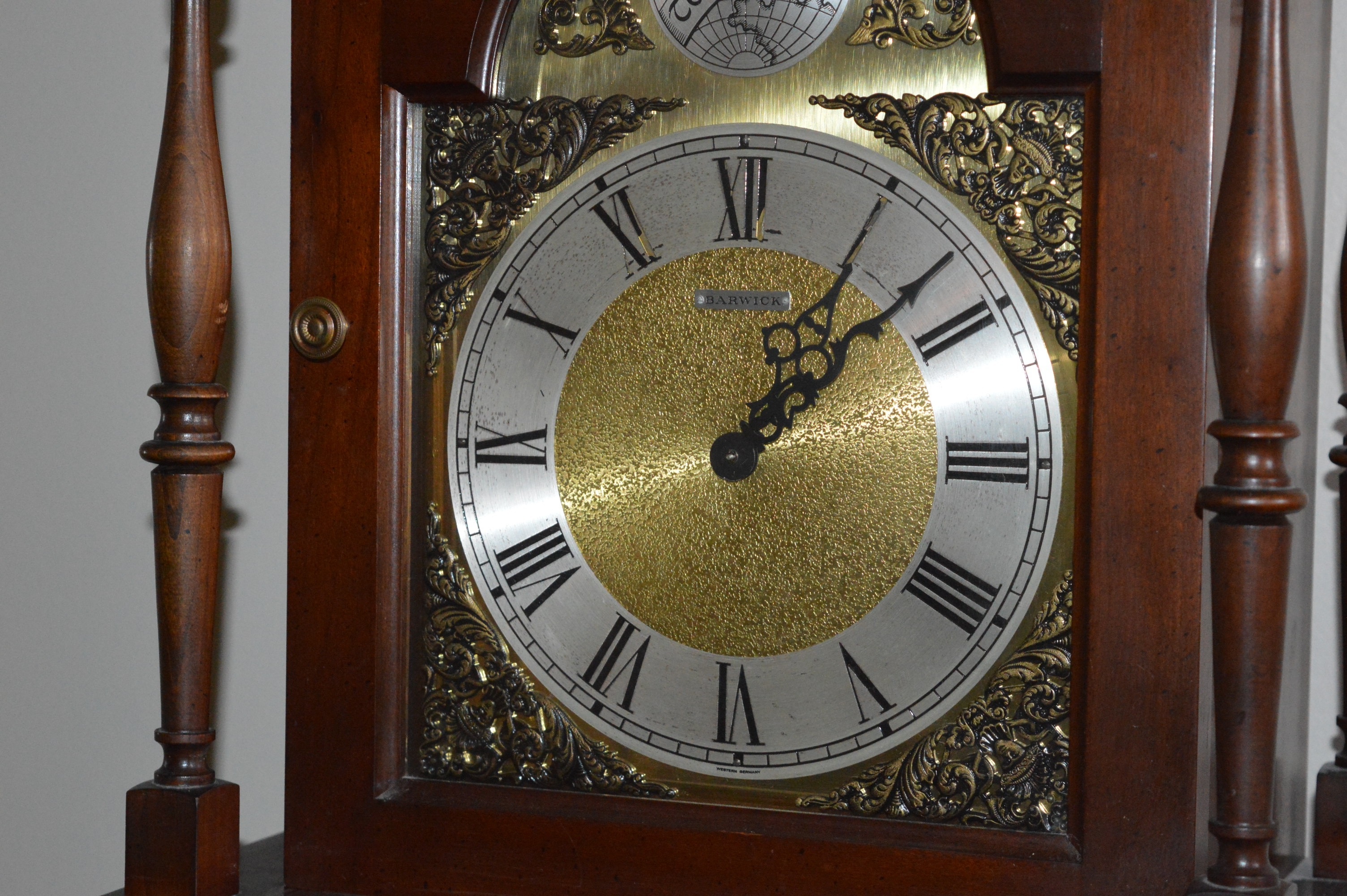 Barwick Grandmother Clock EBTH
