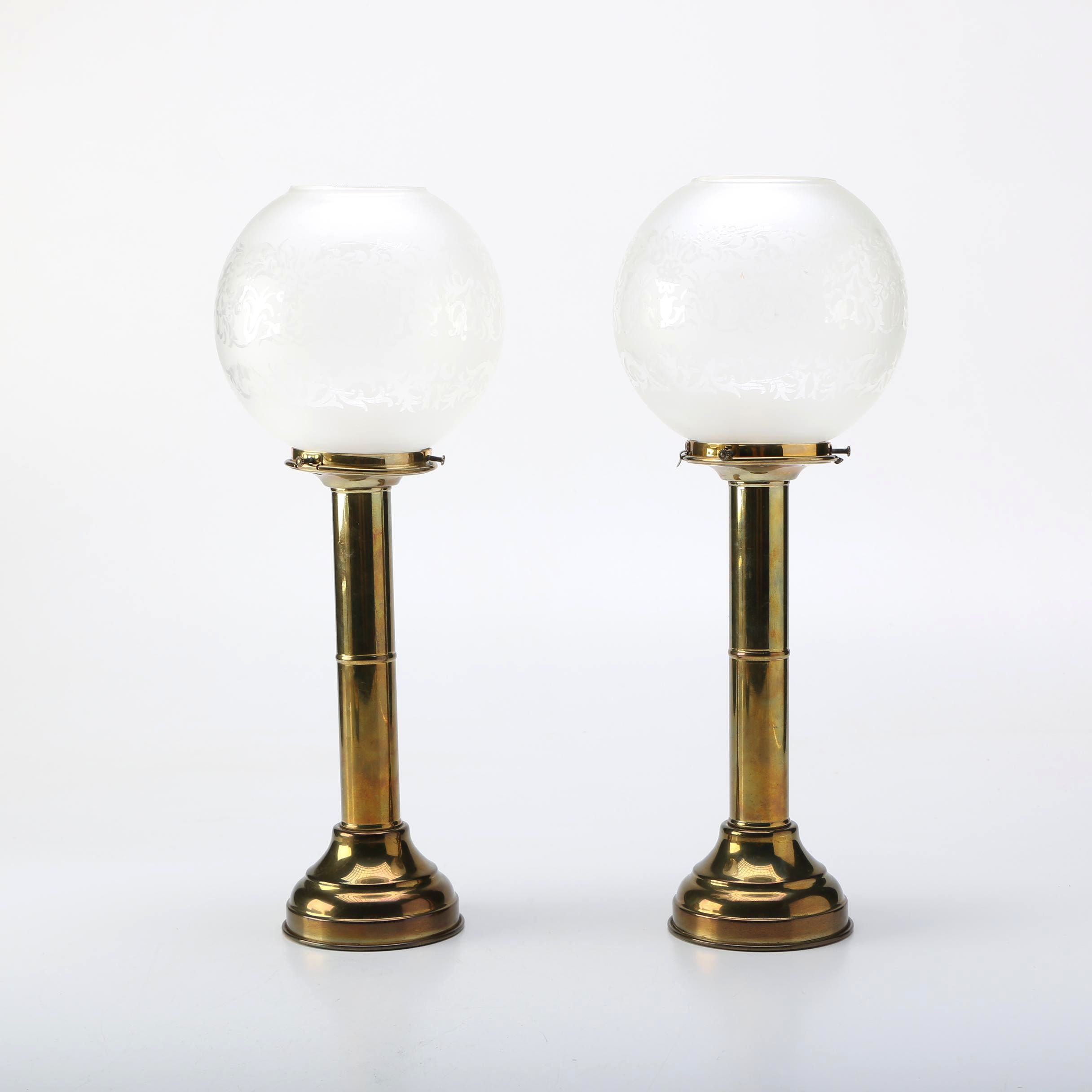 Frosted Glass Globe Candle Holders EBTH