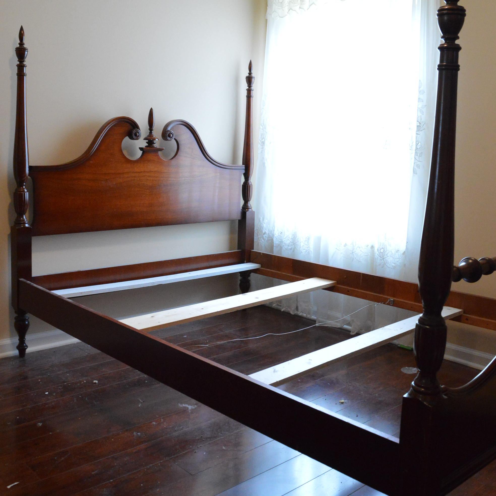 Drexel Mahogany Veneer Four Poster Full Bed Frame EBTH