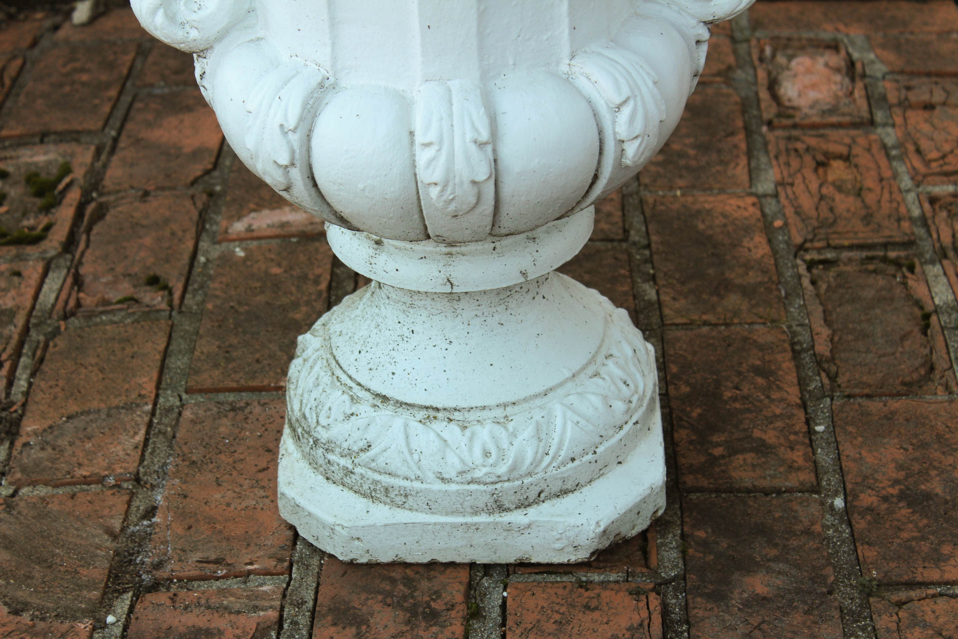 Outdoor Concrete Pedestal Urn EBTH