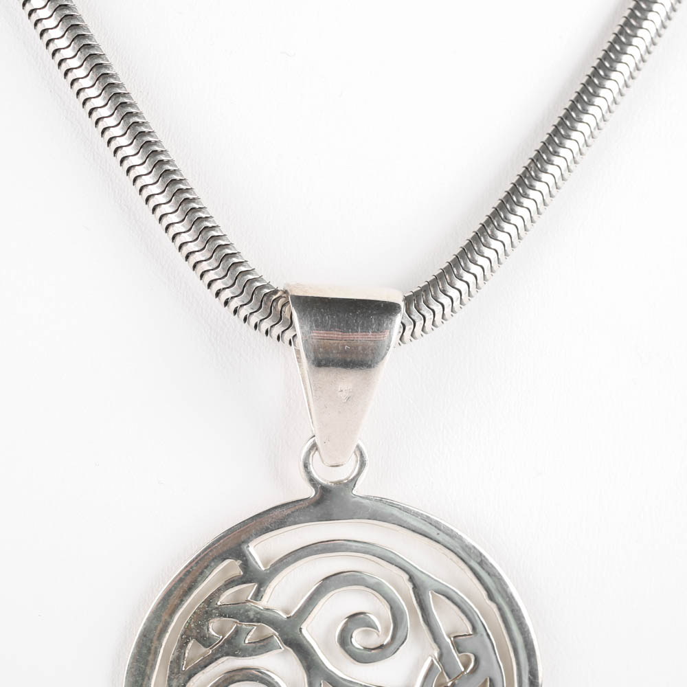 Sterling Silver Medallion Pendant with 18K Accents EBTH