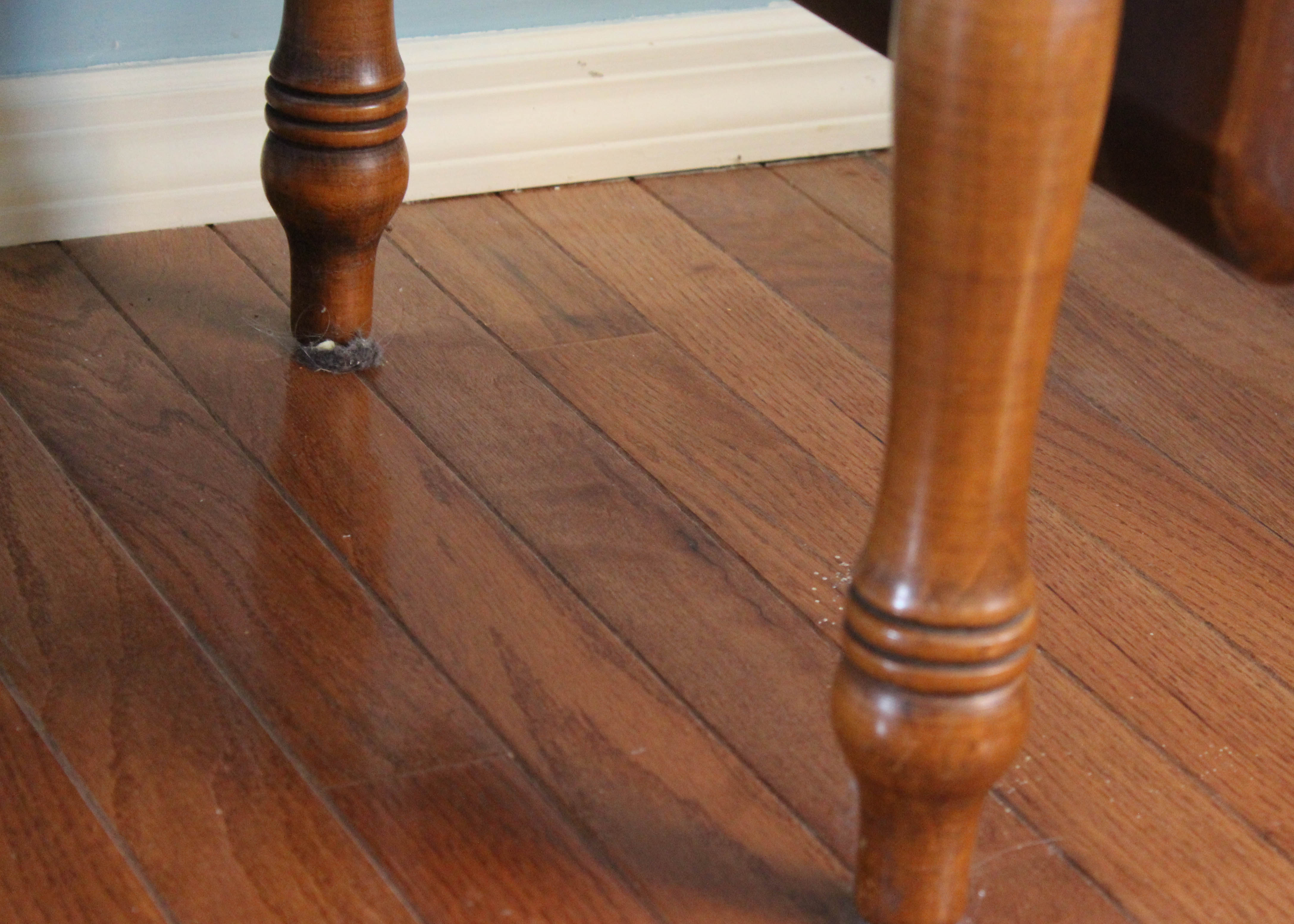 Sprague & Carleton Drop Leaf Rock Maple Coffee Table EBTH