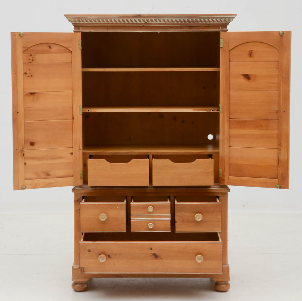 Lexington Furniture Pickled Pine Armoire EBTH