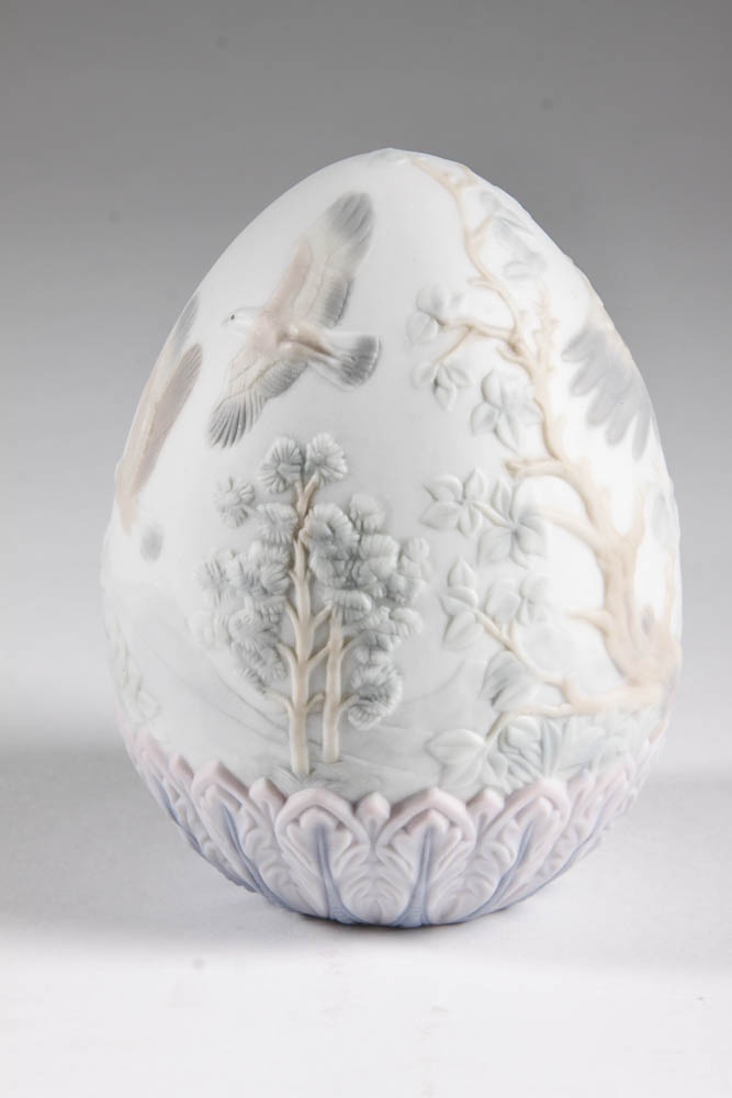Lladro Egg Collection EBTH