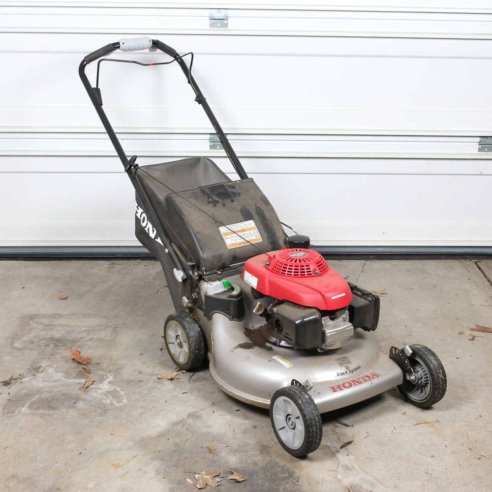 Honda SelfPropelled Lawn Mower with Smart Drive EBTH