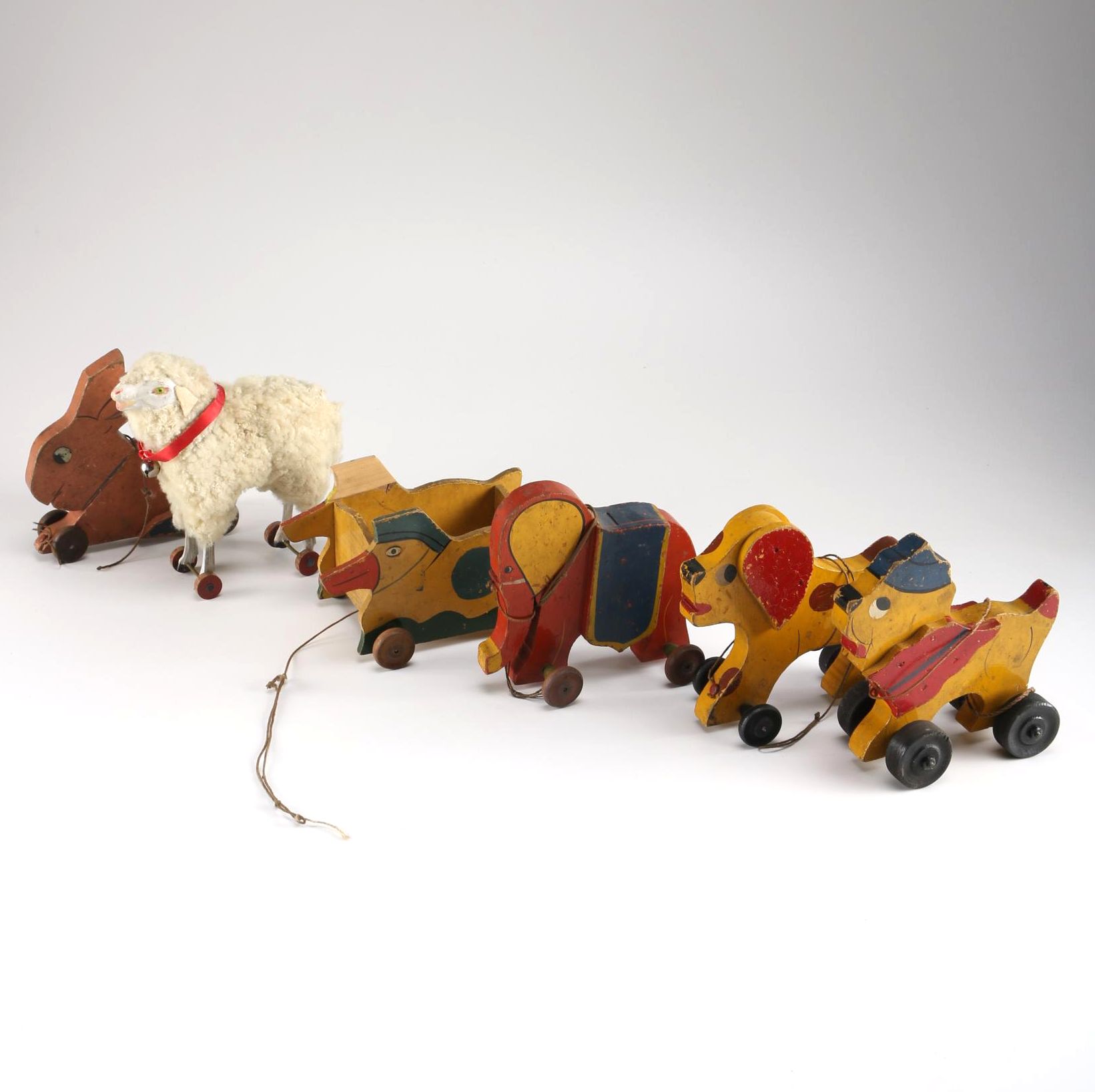 antique pull toys