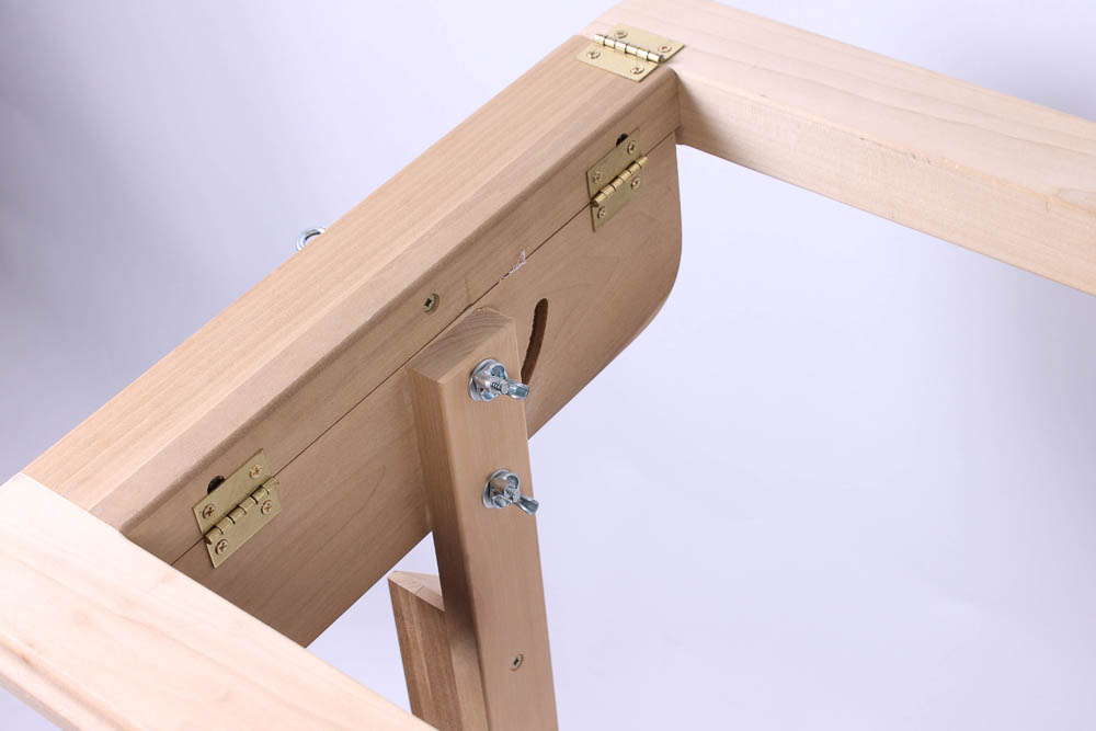 "The Ulmer Quilter" Collapsible Quilt Frame EBTH