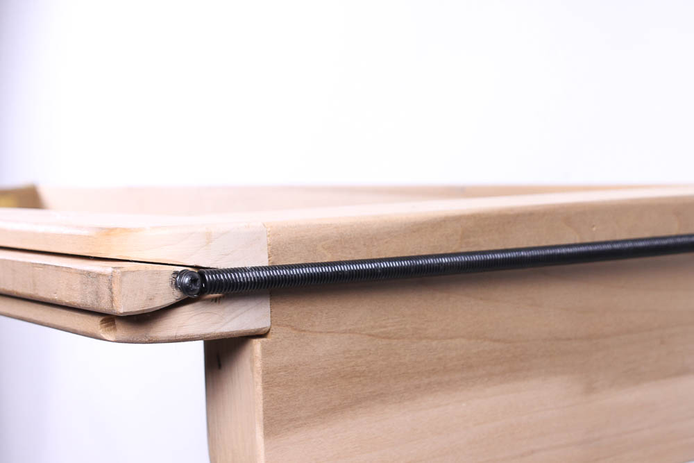 "The Ulmer Quilter" Collapsible Quilt Frame EBTH