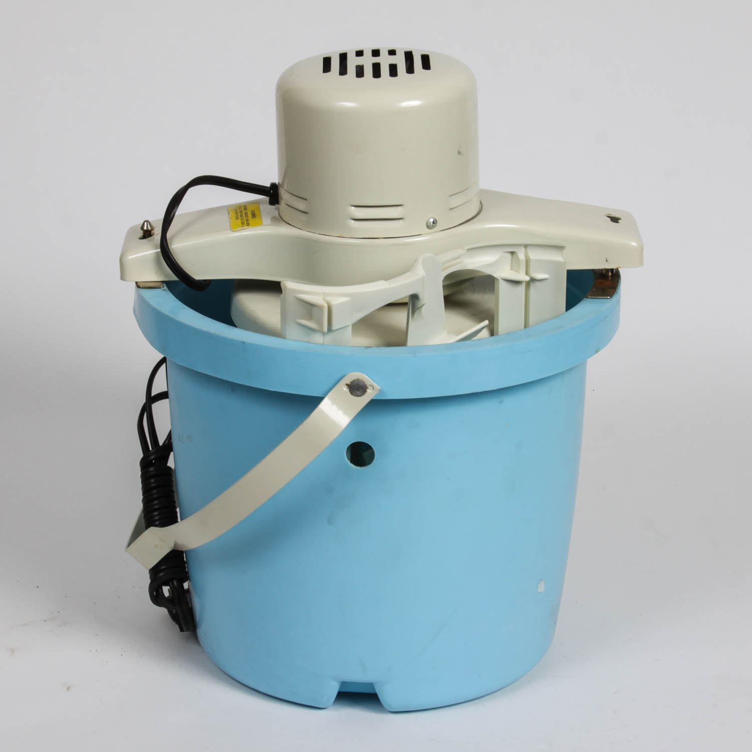 Circa 1960s to 1970s ProctorSilex Ice Cream Maker EBTH