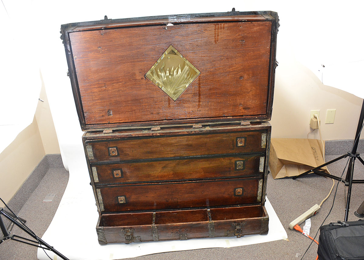 Antique ThreeDrawer Steamer Trunk EBTH