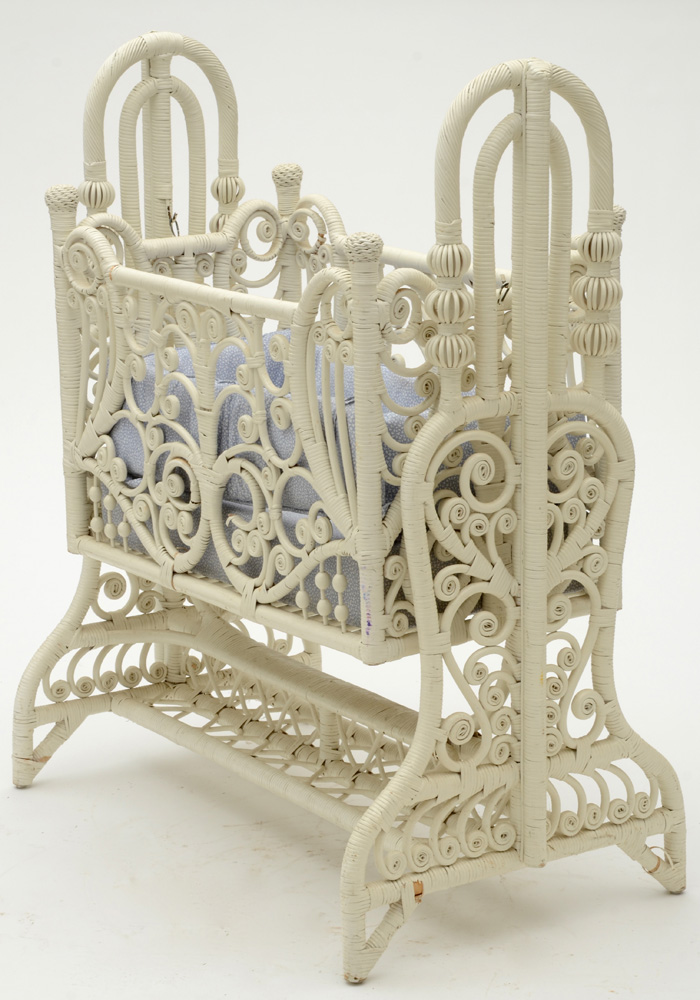 Vintage Victorian Style Wicker Crib EBTH