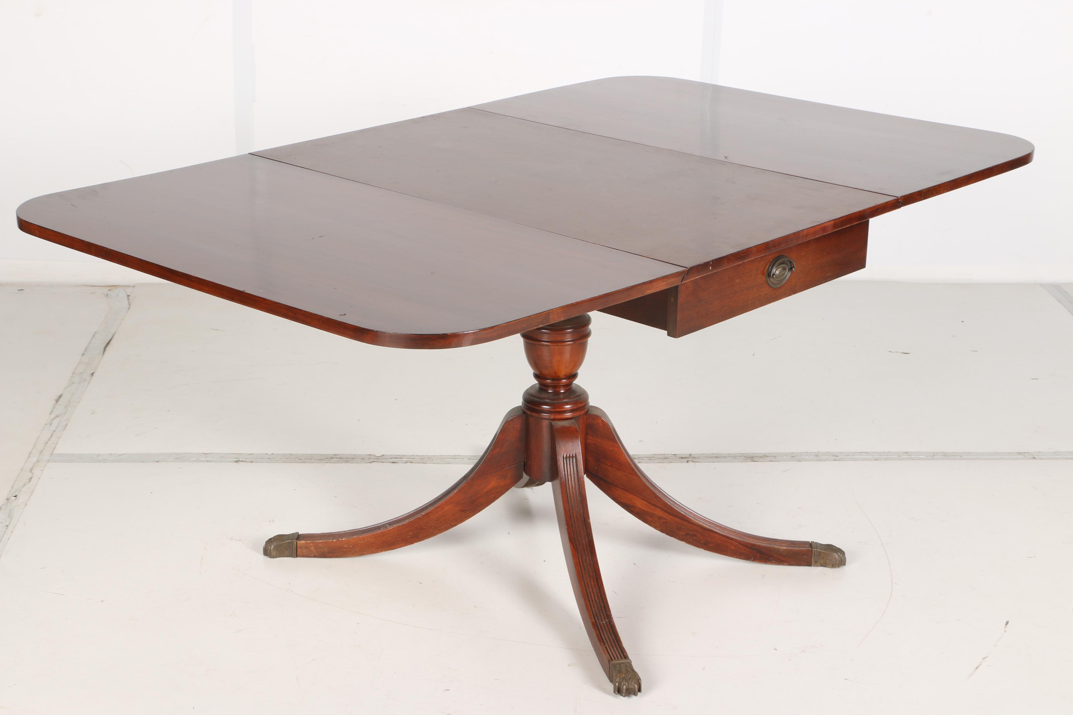 Duncan Phyfe Style Drop Leaf Table EBTH
