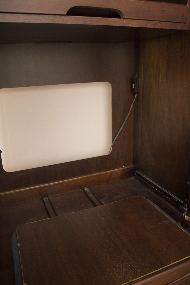 Queen Anne Style Entertainment Center EBTH