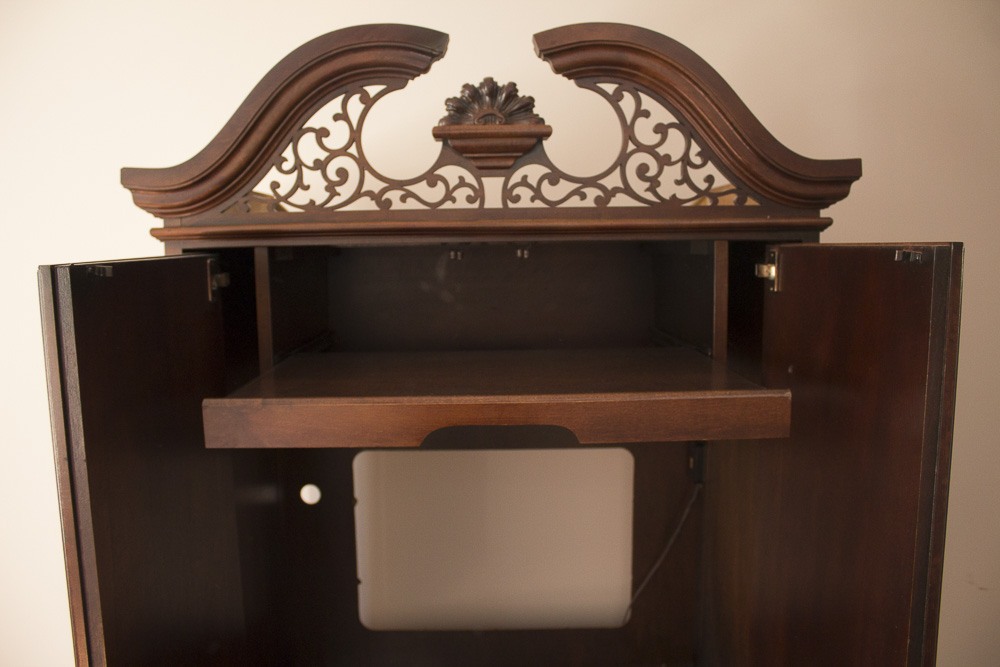 Queen Anne Style Entertainment Center EBTH