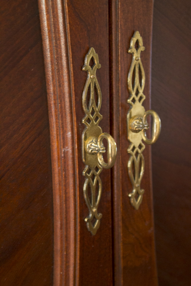 Queen Anne Style Entertainment Center EBTH