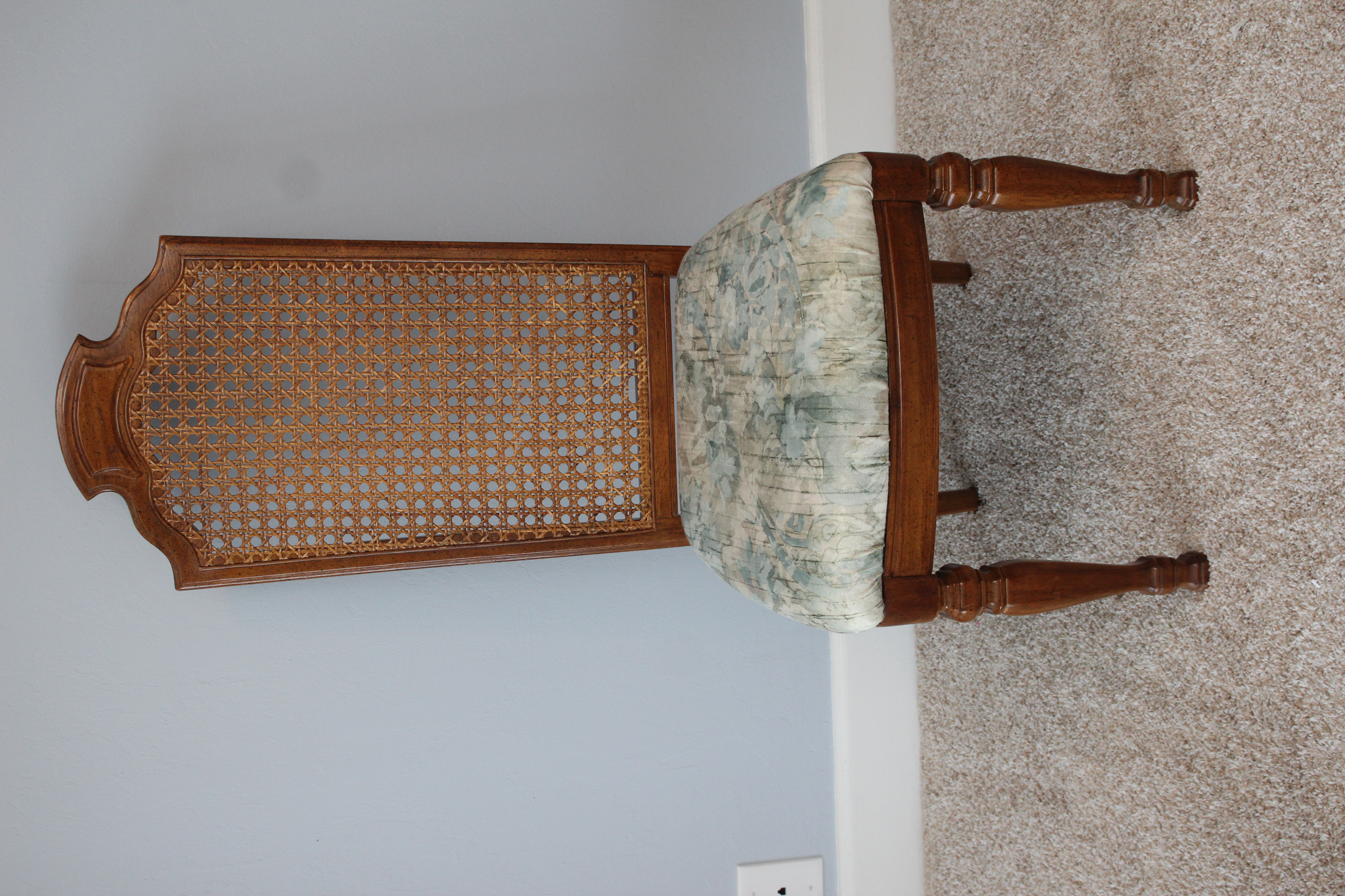 Dining Room Table With Leaf Inserts by Thomasville and ...