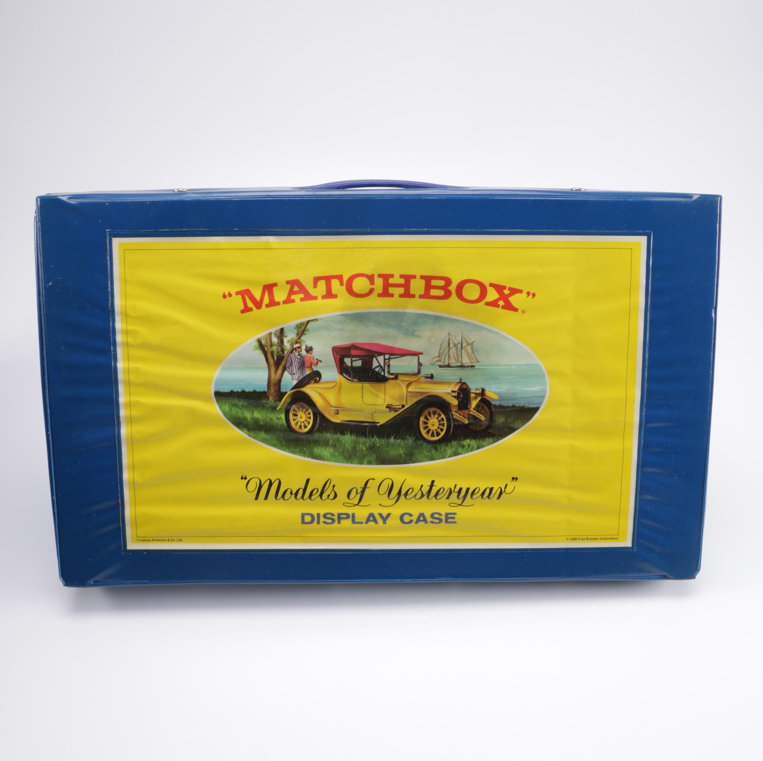 matchbox models of yesteryear display case