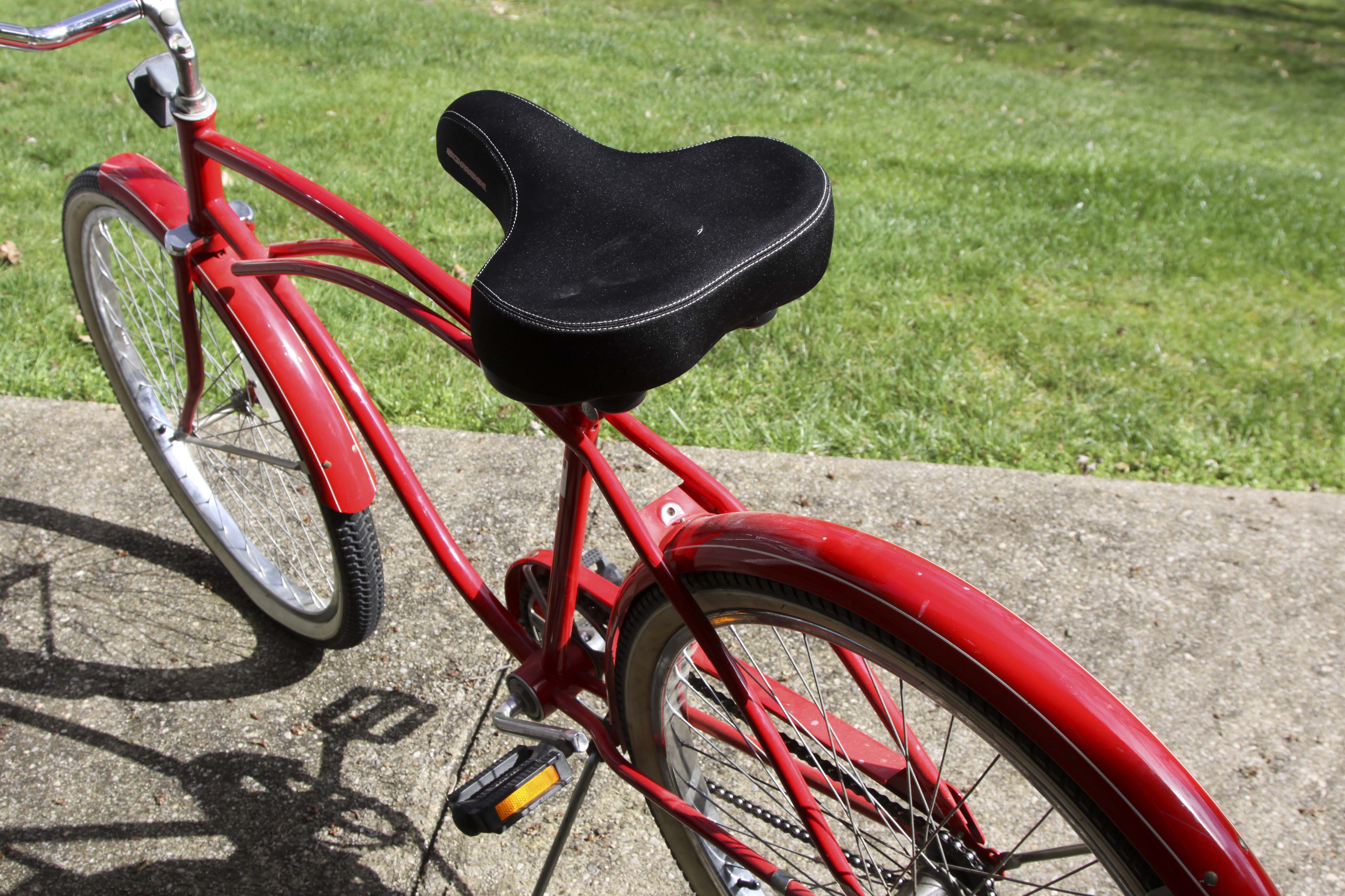 Red Huffy Good Vibrations Bike EBTH