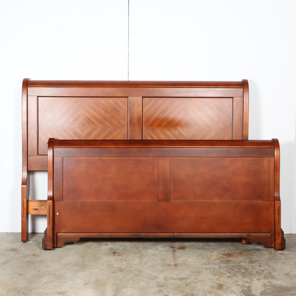 Collezione Europa Cherry Veneer Sleigh Bed