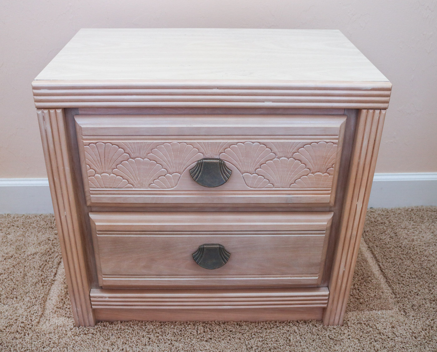 Florida Furniture Industries Bedroom Suite Including Table Lamps EBTH