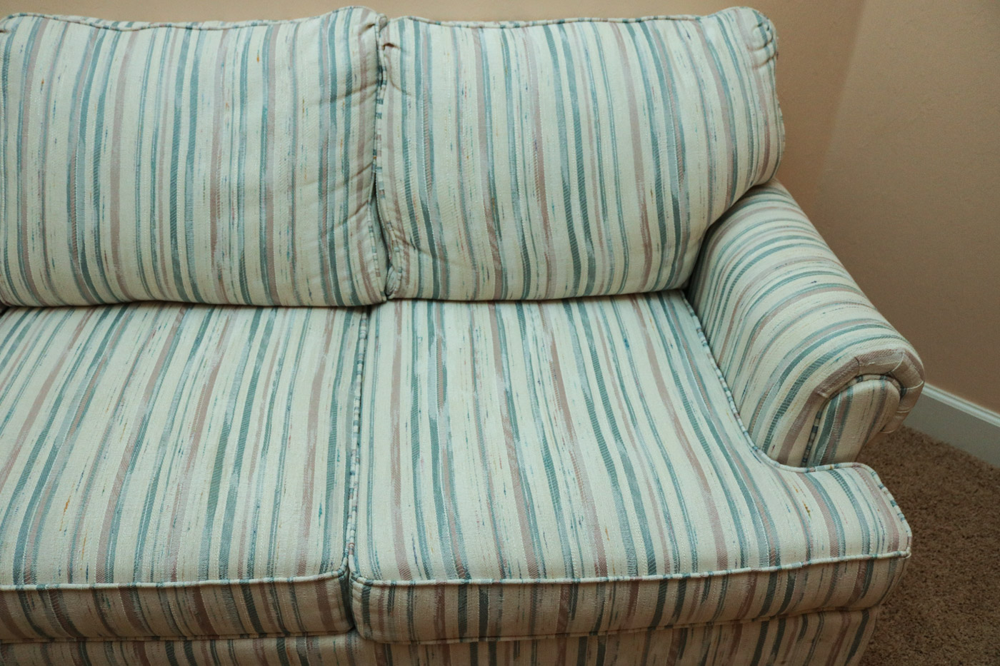 Striped Sofa Sleeper EBTH
