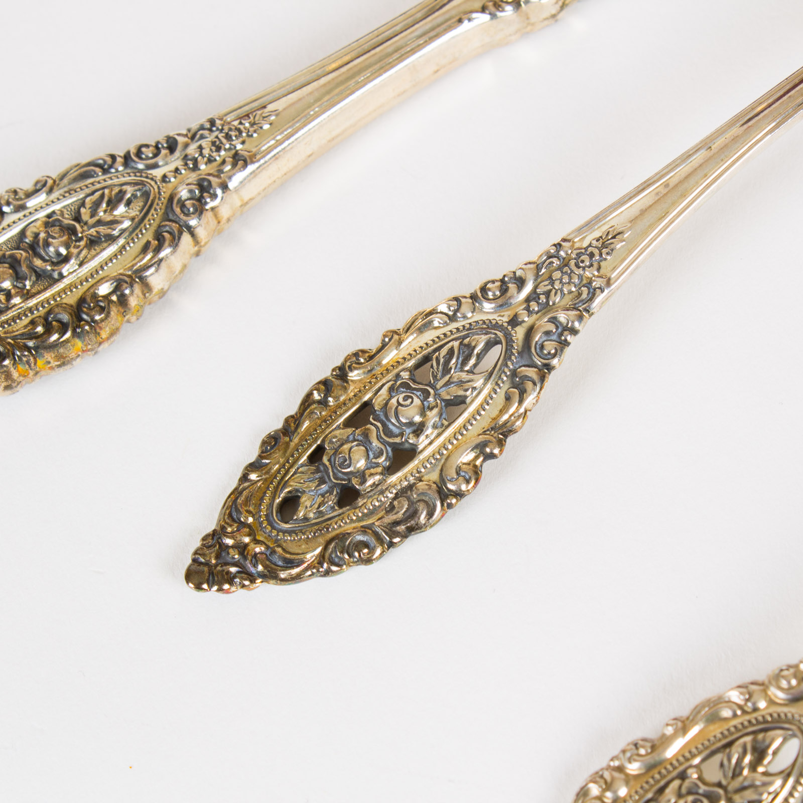 Oneida Heirloom "Grand Majesty" Sterling Silver Flatware Collection EBTH