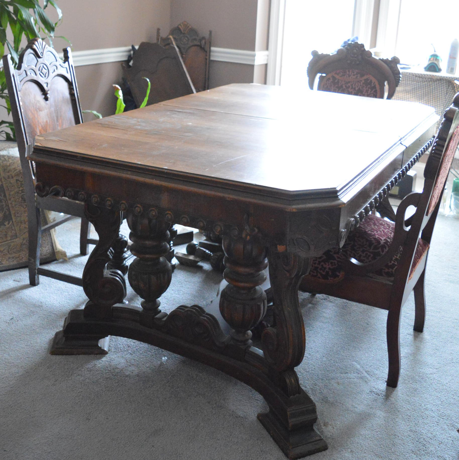 Vintage Jacobean Style Dining Table With Chairs EBTH