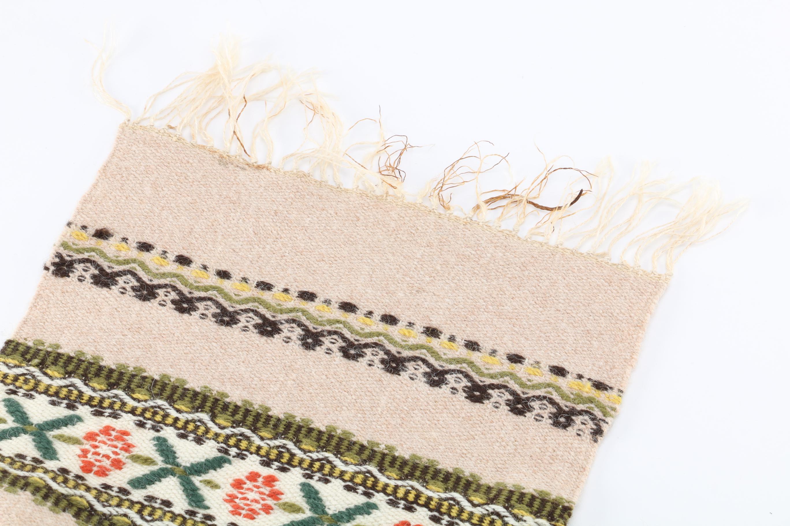 Decorative Linens EBTH