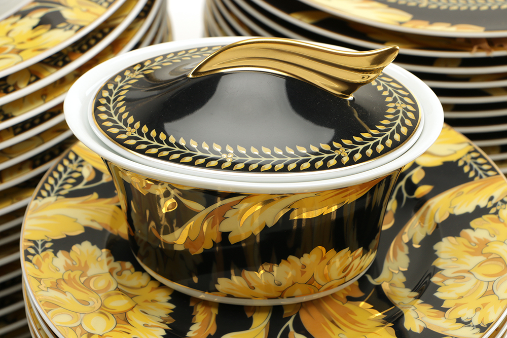 Rosenthal Versace China in the Elegant Pattern "Vanity" EBTH