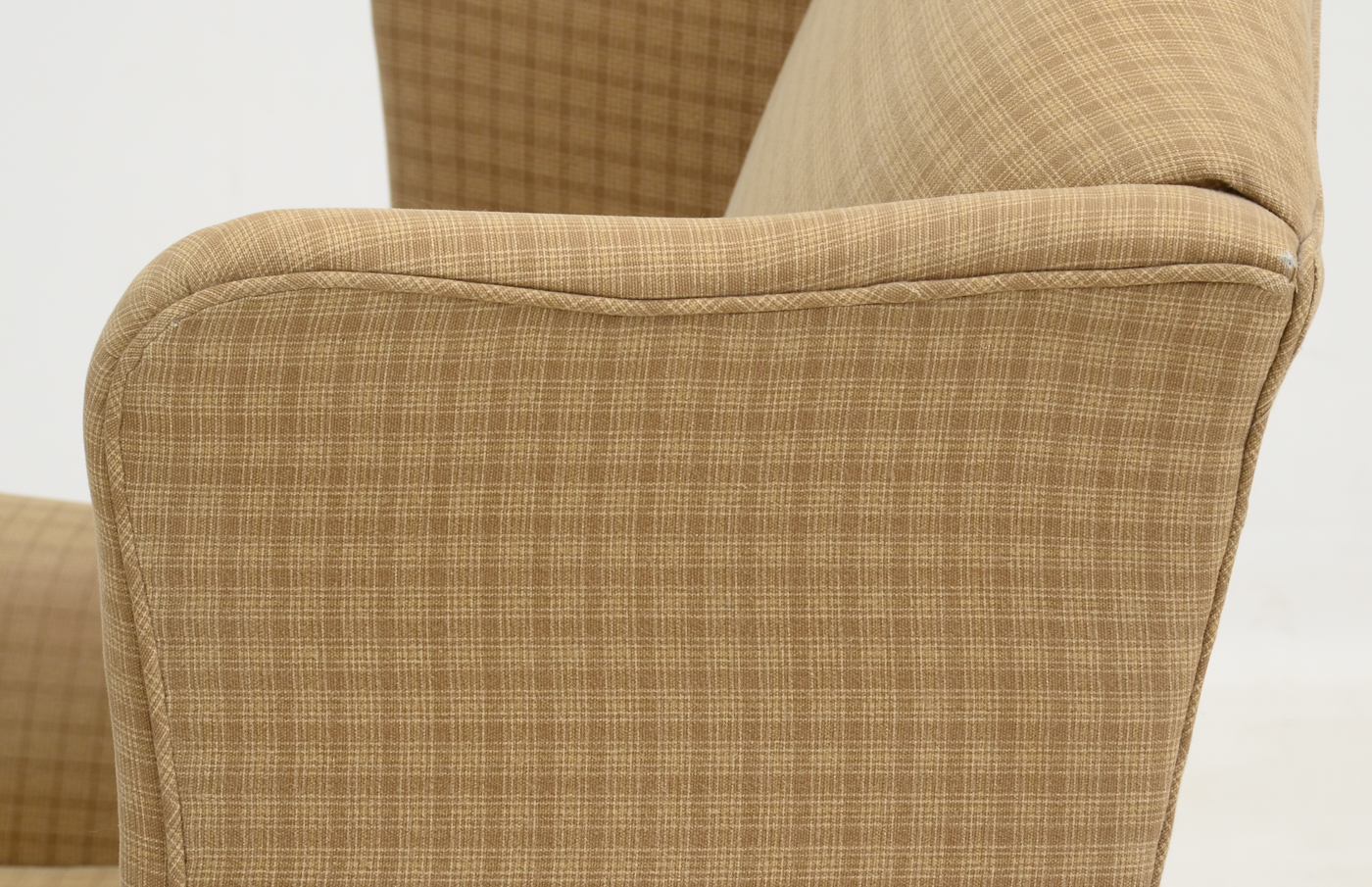 Johnston Benchworks Plaid Settee EBTH