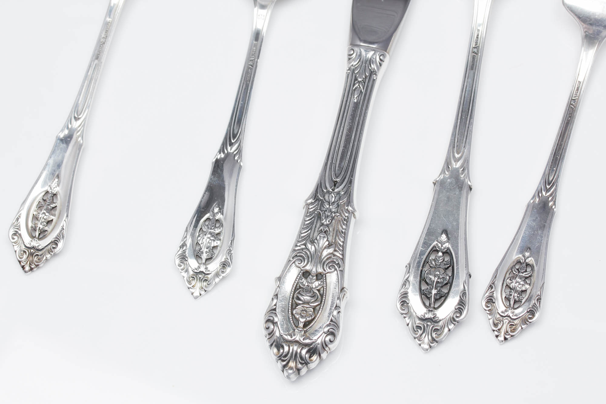 wallace-sterling-silver-rose-point-flatware-ebth