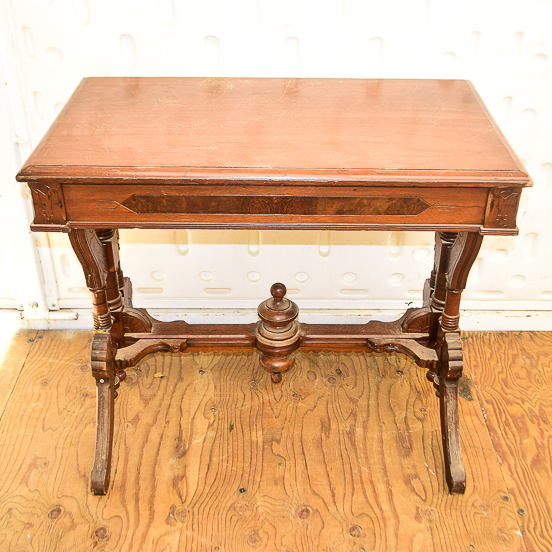 Victorian Style Entry Table EBTH