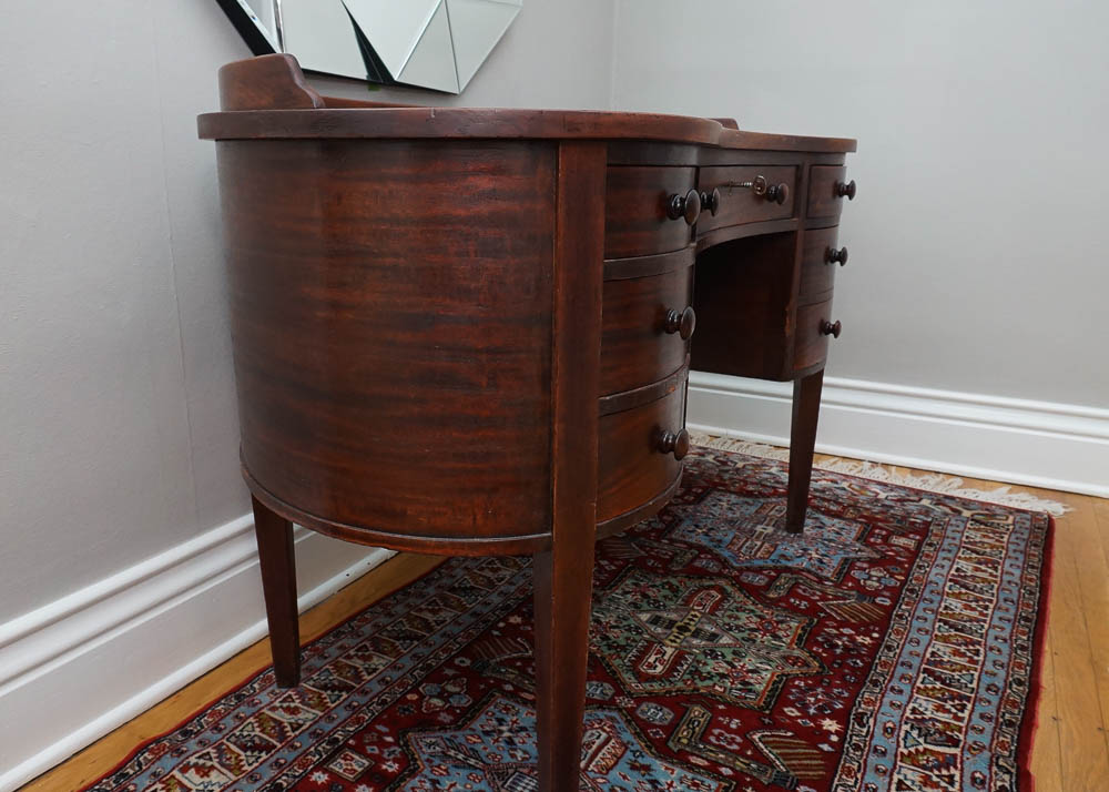Vintage KidneyShaped Vanity Table EBTH