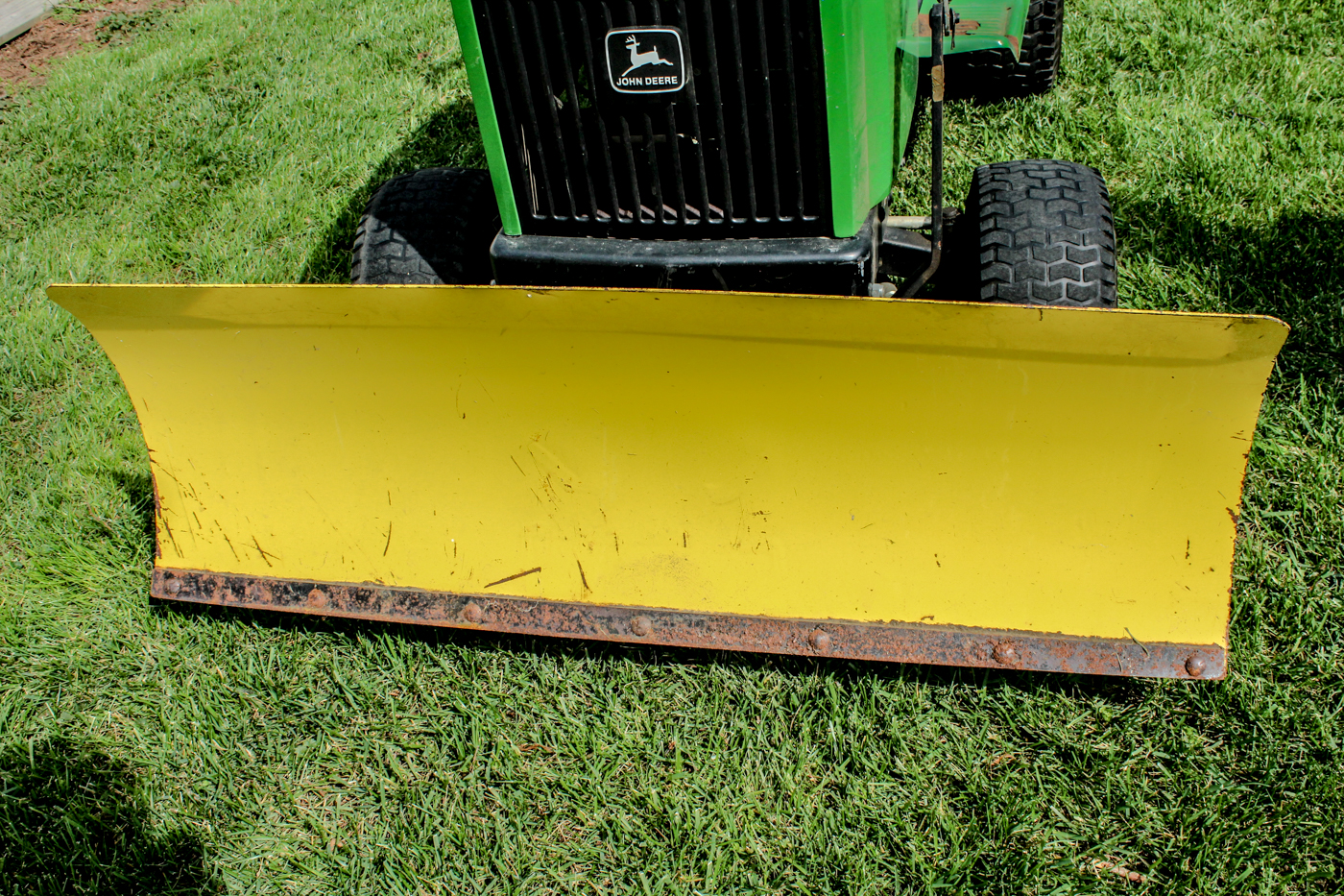 John Deere 170 Riding Mower with Snow Plow EBTH