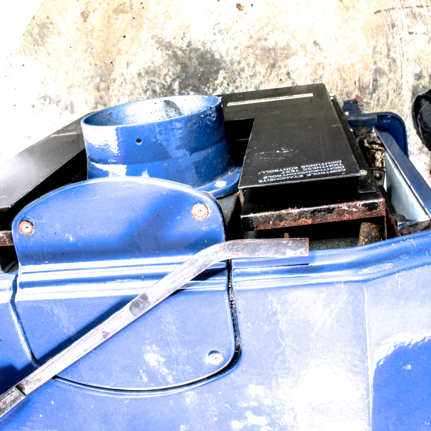 Efel "Symphony" Cast Iron and Enamel Wood Burning Stove EBTH