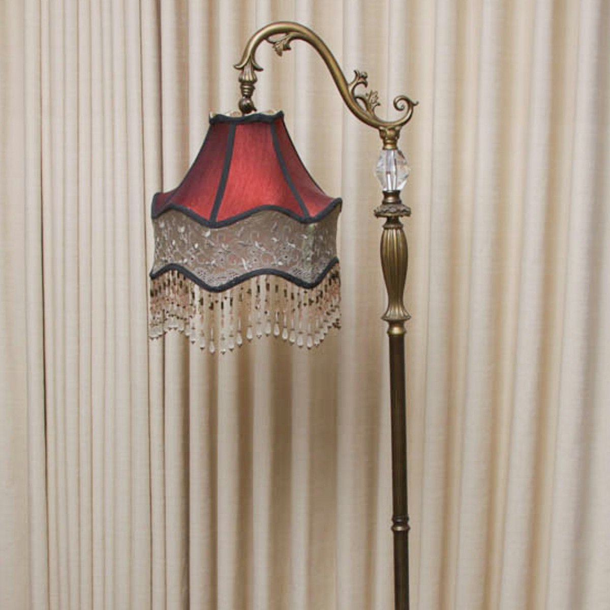 Beaded Shade Floor Lamp with Crystal Detail | EBTH Beaded Shade Floor Lamp with Crystal Detail | EBTH