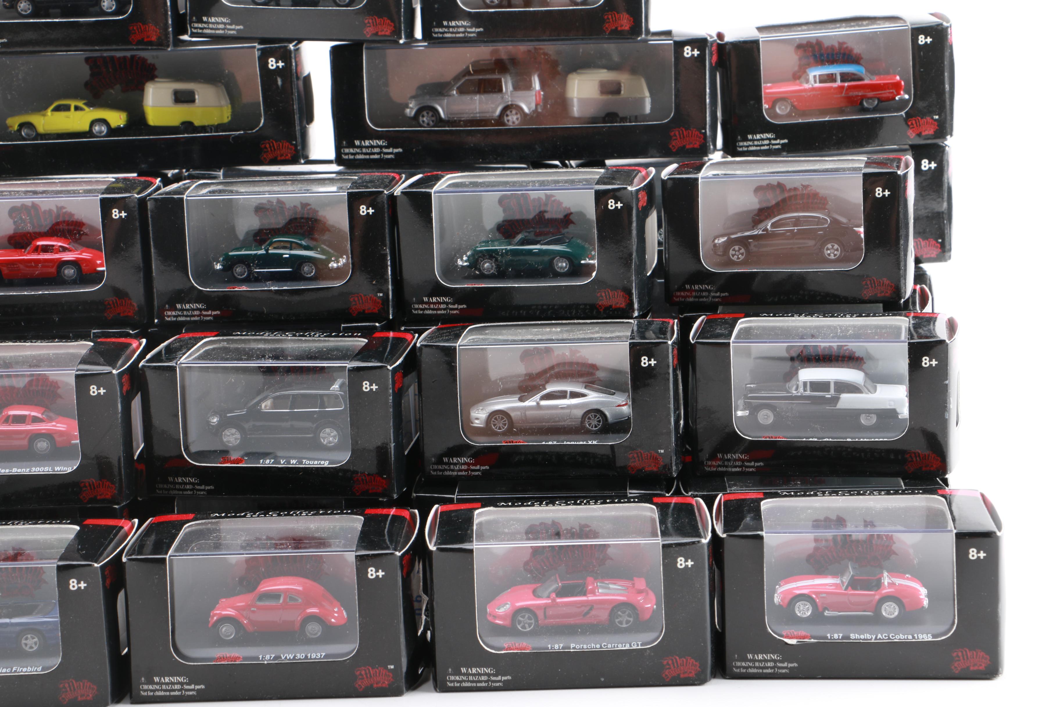 Malibu International 1:87 Scale Model Die-Cast Cars | EBTH