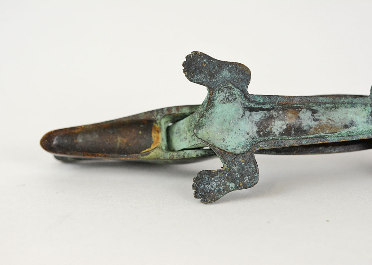 Vintage Cast Iron Alligator Nutcracker EBTH