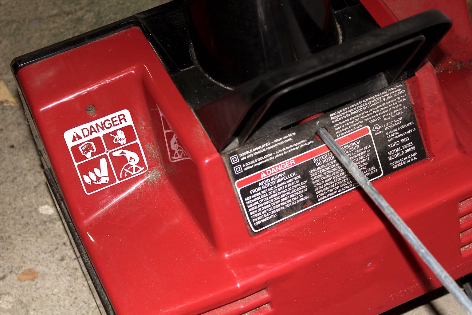 Compact Toro Power Curve 1800 Snow Blower EBTH