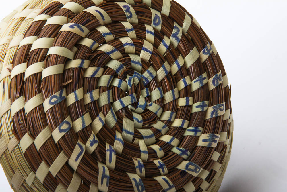 Pottery and Jery Taylor Gullah Geechee Baskets EBTH