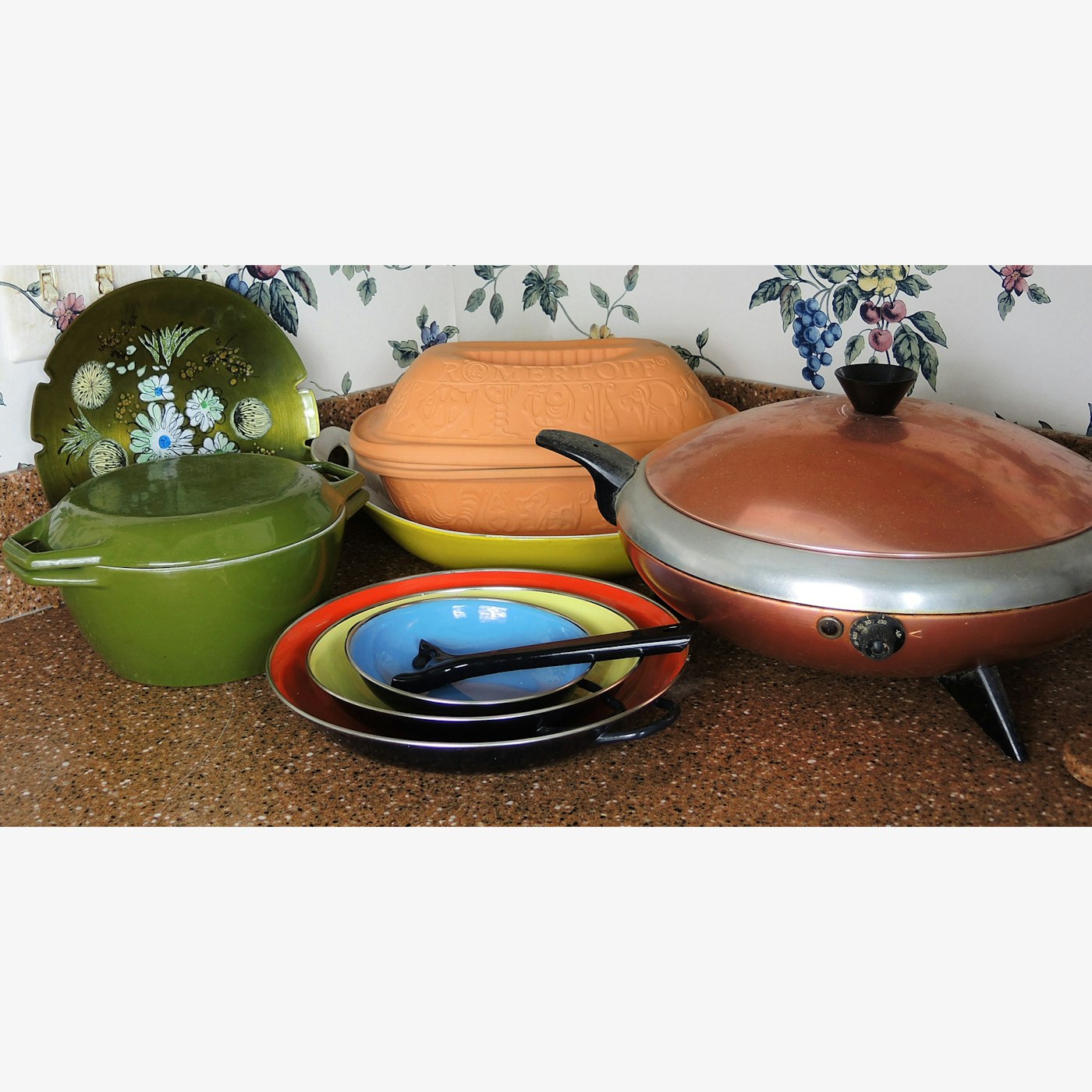 Vintage Cookware with Copco Cast Iron Pans | EBTH