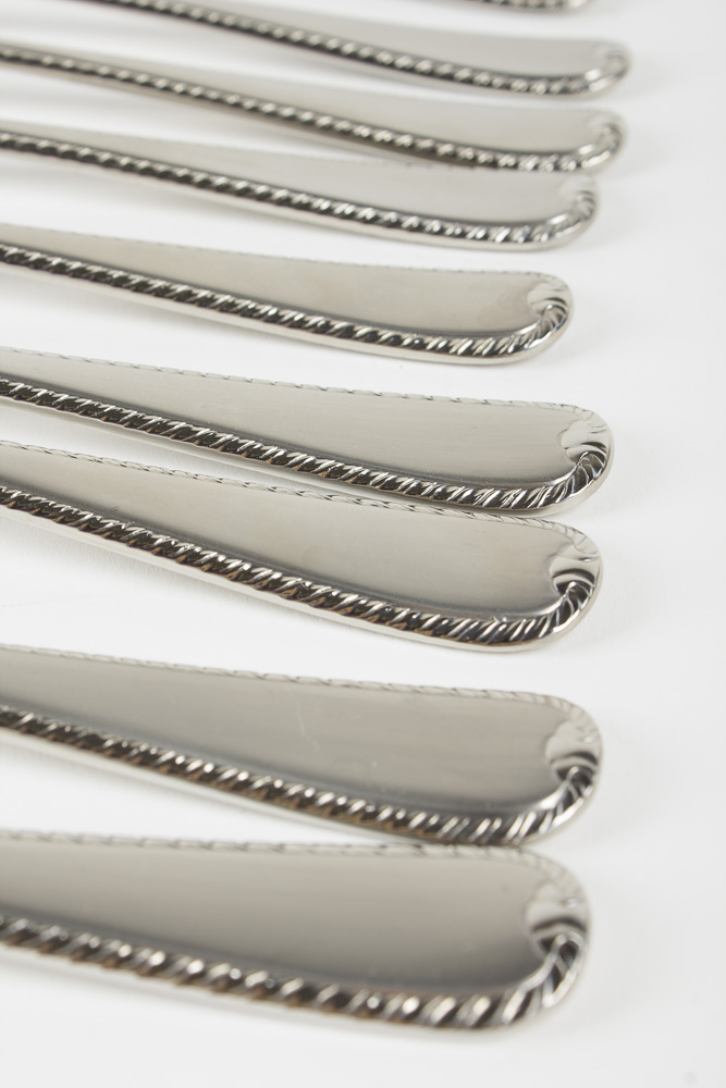 Gorham "Ribbon Edge" Stainless Steel Flatware Set EBTH