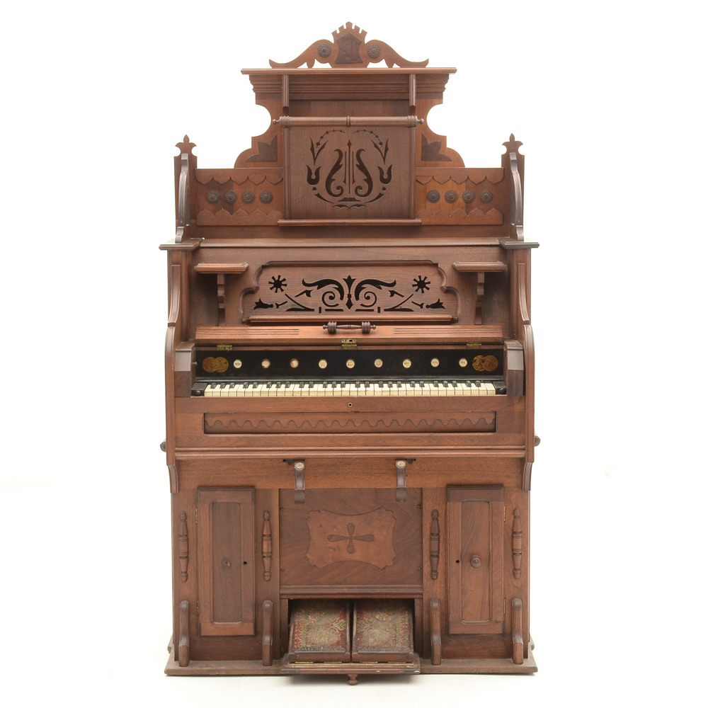 Victorian B. Shoninger Pump Organ : EBTH