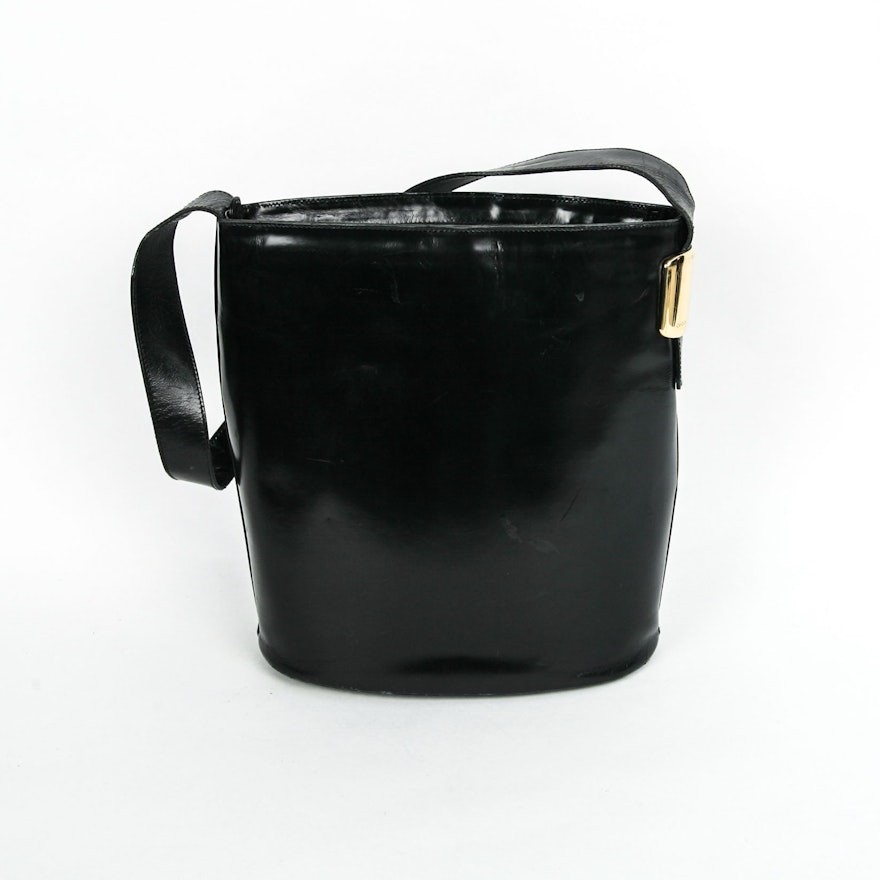 Vintage Gucci Black Leather Bucket Style Handbag