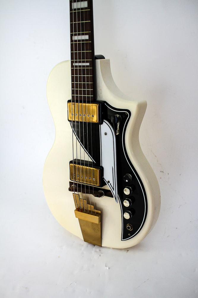 Vintage Airline Electric Guitar and Case EBTH