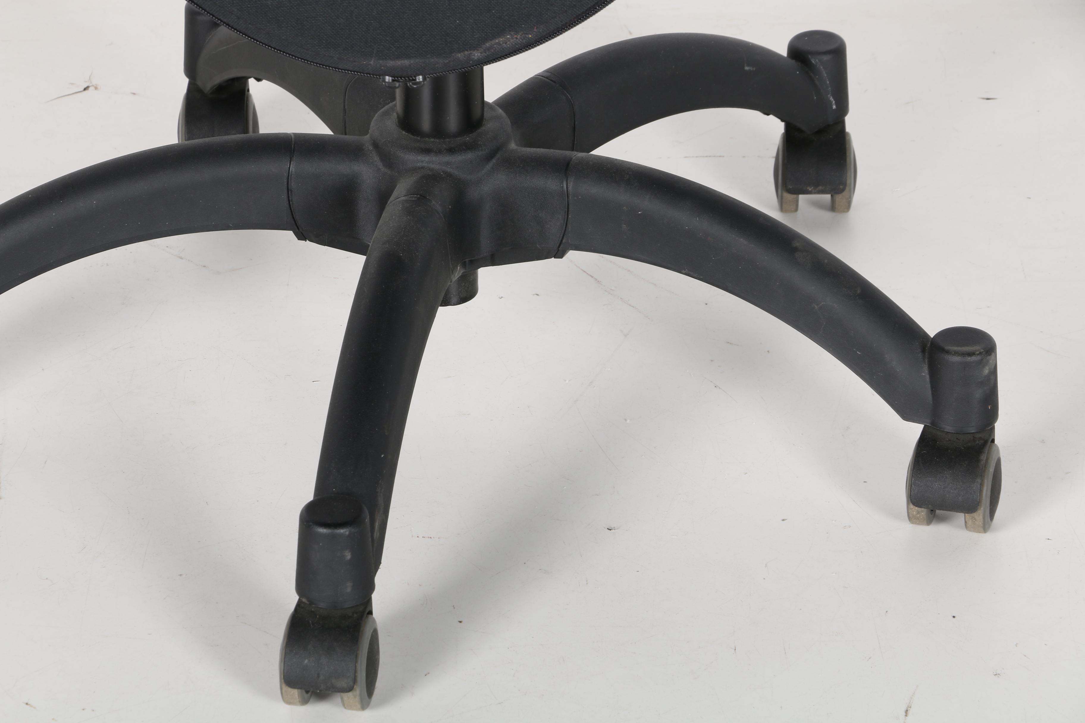 Contemporary "Vilgot" Rolling Office Chair by IKEA EBTH