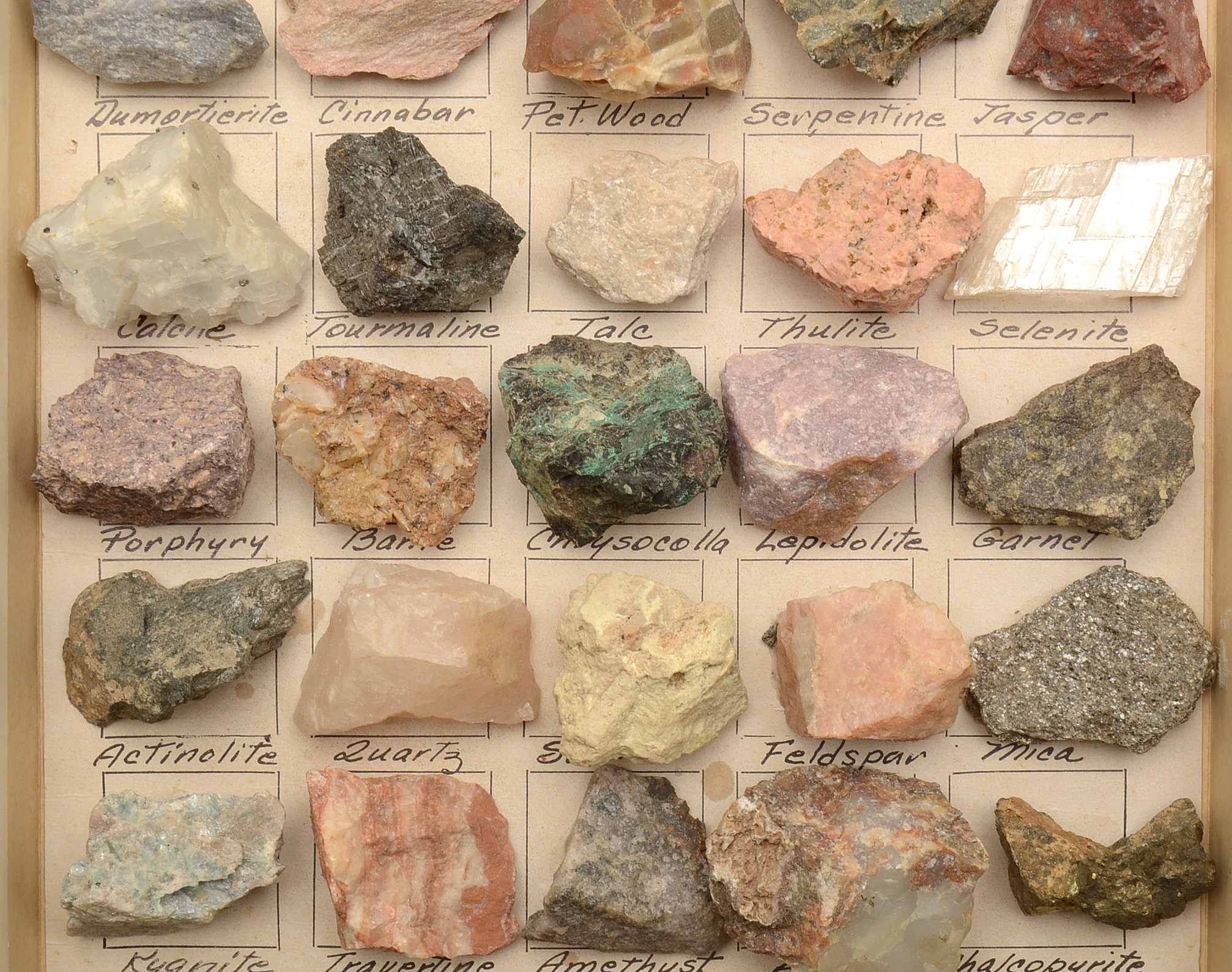 Mineral Specimens From the Desert EBTH