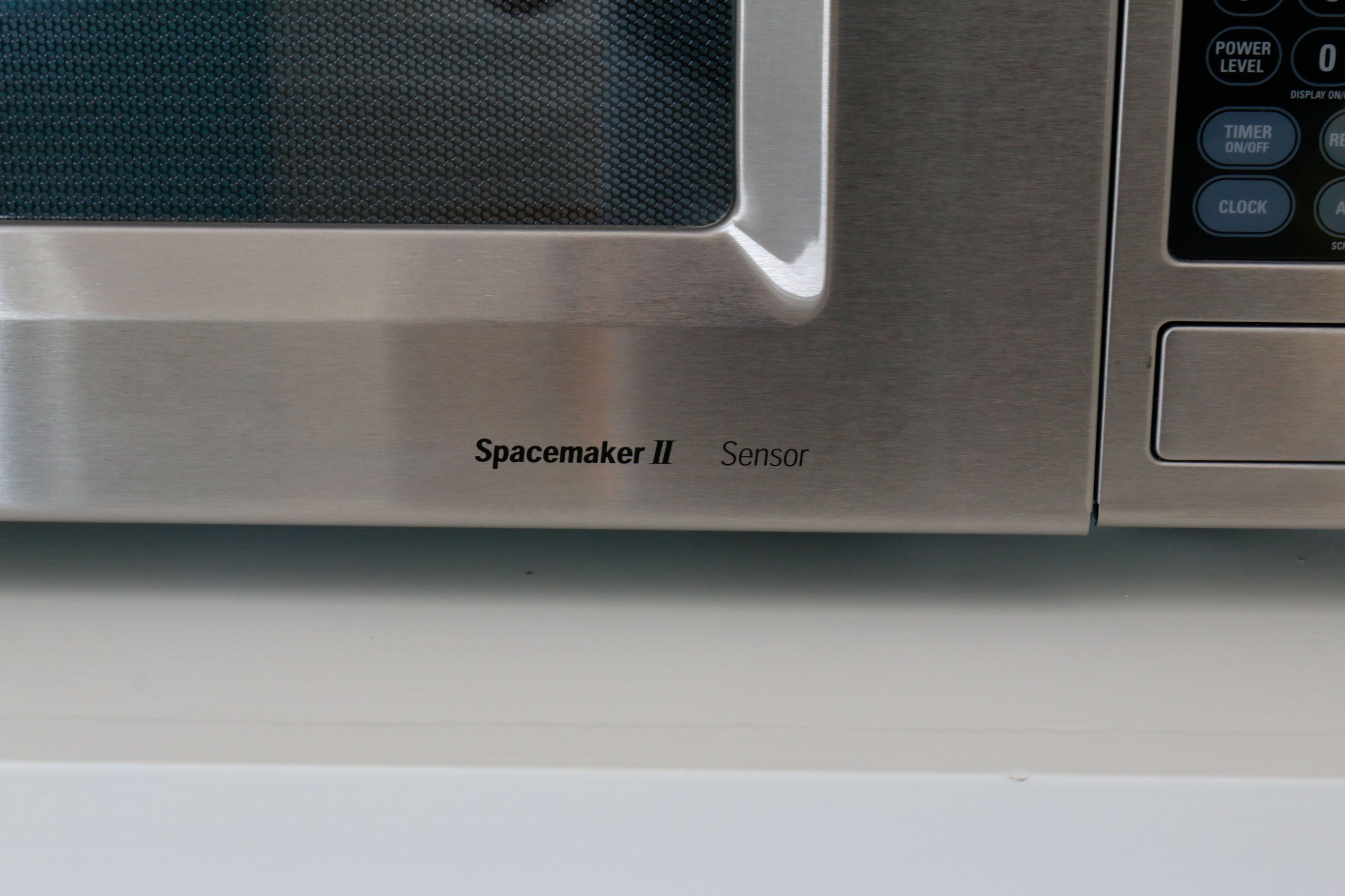 GE Profile Spacemaker II Microwave Oven EBTH